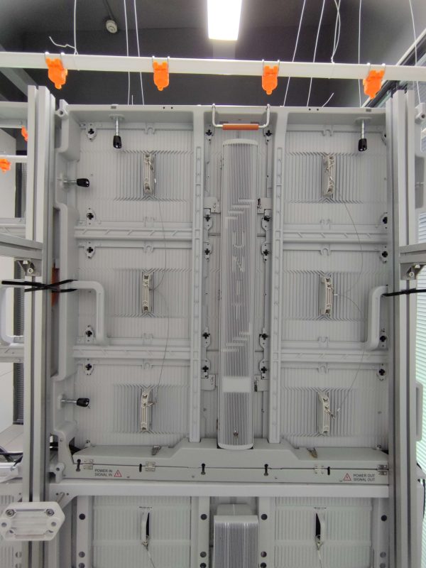 ES Series - Image 17